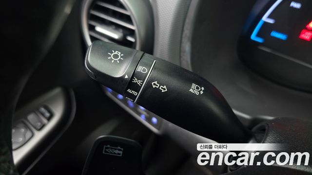 Hyundai Kona Electric Premium 2020 — фото 28