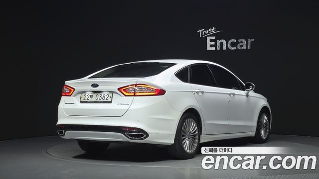 Ford Mondeo (IV) 2.0 Titanium 2016 — фото 2