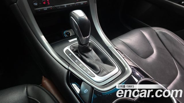 Ford Mondeo (IV) 2.0 Titanium 2016 — фото 9