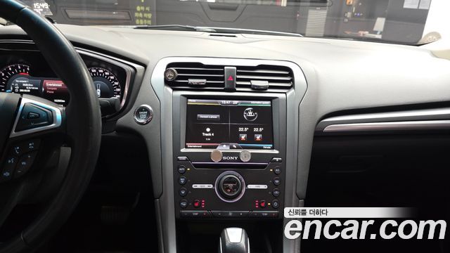 Ford Mondeo (IV) 2.0 Titanium 2016 — фото 14