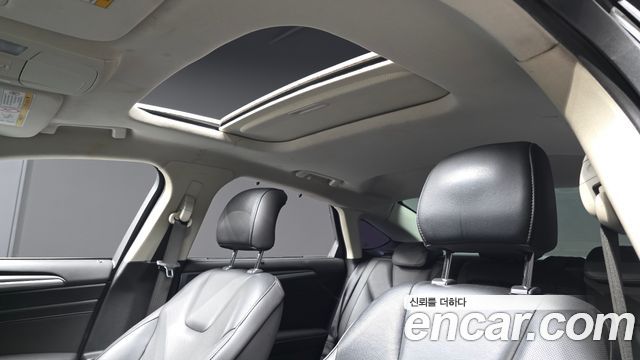 Ford Mondeo (IV) 2.0 Titanium 2016 — фото 16