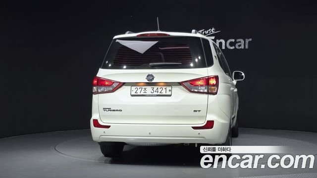 KG Mobility (SsangYong) Korando Turismo 4WD GT 9-seater 2014 — фото 4