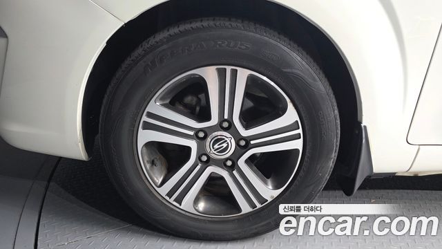 KG Mobility (SsangYong) Korando Turismo 4WD GT 9-seater 2014 — фото 5