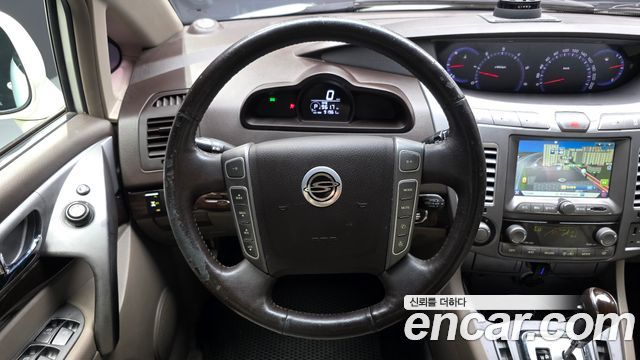 KG Mobility (SsangYong) Korando Turismo 4WD GT 9-seater 2014 — фото 13