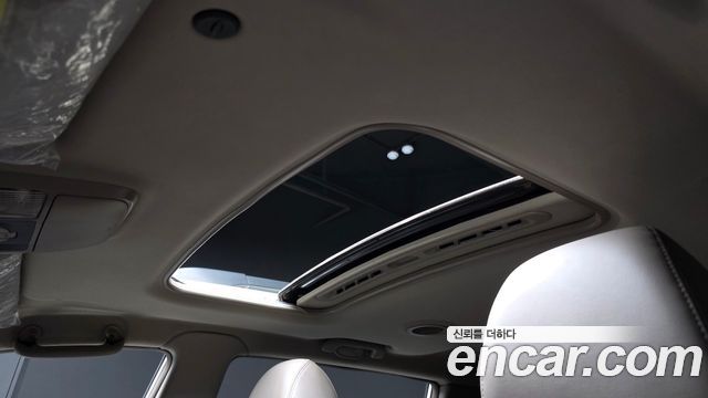 KG Mobility (SsangYong) Korando Turismo 4WD GT 9-seater 2014 — фото 18