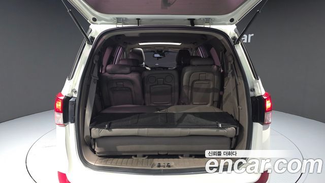 KG Mobility (SsangYong) Korando Turismo 4WD GT 9-seater 2014 — фото 20