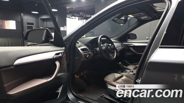 BMW X1 (F48) xDrive 20i M Sport 2022 — фото 10