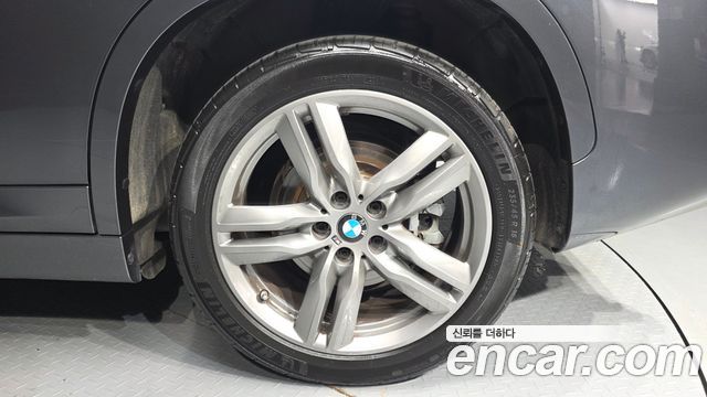 BMW X1 (F48) xDrive 20i M Sport 2022 — фото 21