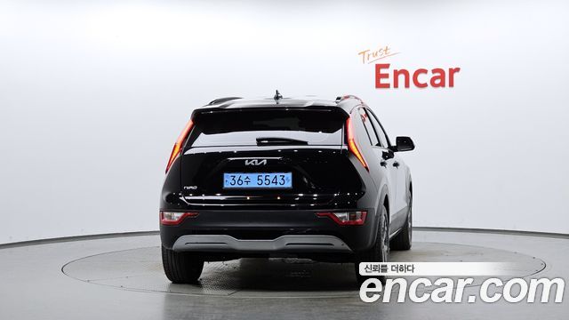 Kia Niro EV Air 2024 — фото 4