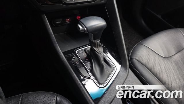 Kia Niro 1.6 HEV Prestige 2022 — фото 9