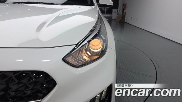 Kia Niro 1.6 HEV Prestige 2022 — фото 22