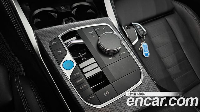 BMW i4 eDrive40 M Sports Pro 2024 — фото 9