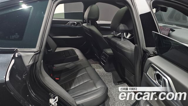BMW i4 eDrive40 M Sports Pro 2024 — фото 26