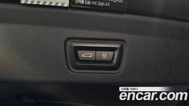 BMW i4 eDrive40 M Sports Pro 2024 — фото 32
