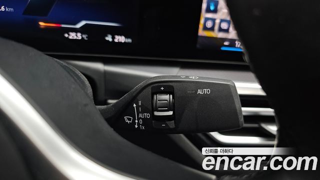 BMW i4 eDrive40 M Sports Pro 2024 — фото 34