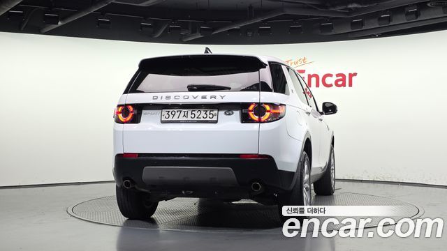 Land Rover Discovery Sport 2.0 TD4 SE 2018 — фото 4