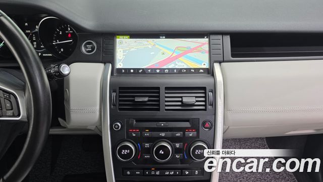 Land Rover Discovery Sport 2.0 TD4 SE 2018 — фото 14