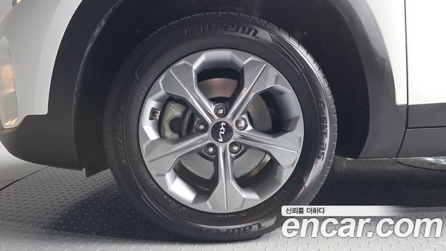 Kia Seltos Gasoline 1.6 Turbo 2WD Trendy 2023 — фото 21