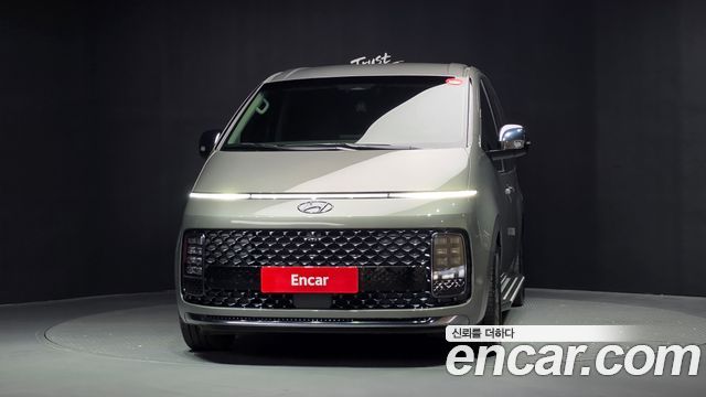 Hyundai Staria L3.5 Lounge 9-Seater Inspiration 2023 — фото 3