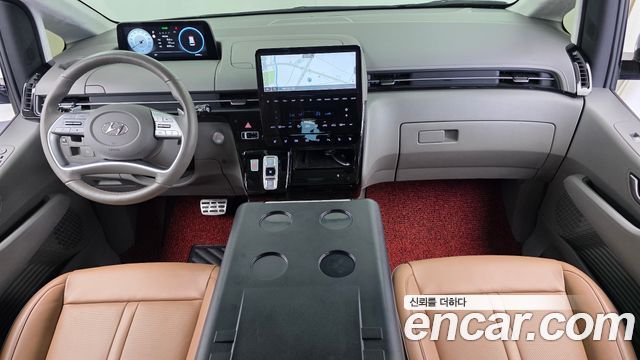 Hyundai Staria L3.5 Lounge 9-Seater Inspiration 2023 — фото 7