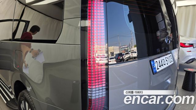Hyundai Staria L3.5 Lounge 9-Seater Inspiration 2023 — фото 23