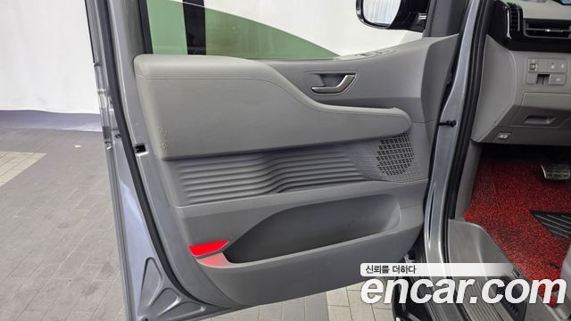 Hyundai Staria L3.5 Lounge 9-Seater Inspiration 2023 — фото 24