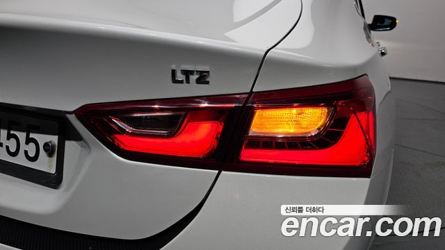 Chevrolet Malibu 1.5 Turbo LTZ 2017 — фото 29