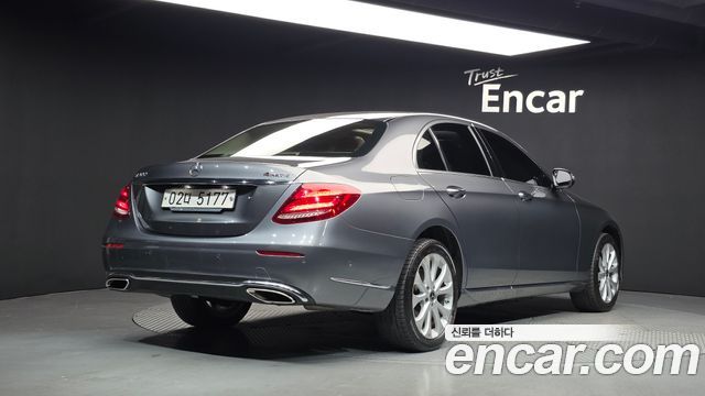 Mercedes-Benz E-Class (W213) E300 4MATIC Exclusive 2018 — фото 2
