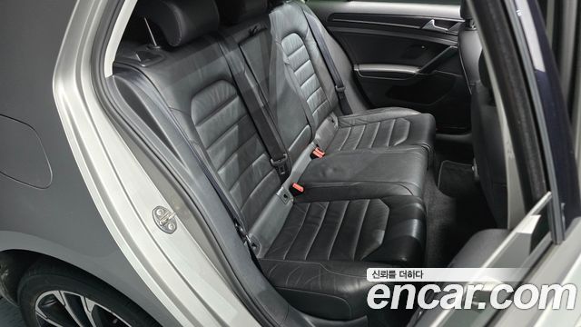 Volkswagen Golf (VII) 2.0 TDI Premium 2014 — фото 11