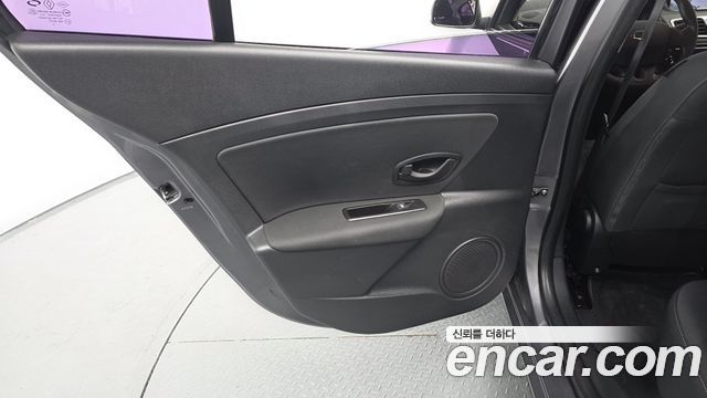 Renault Korea SM3 Neo SE 2016 — фото 25