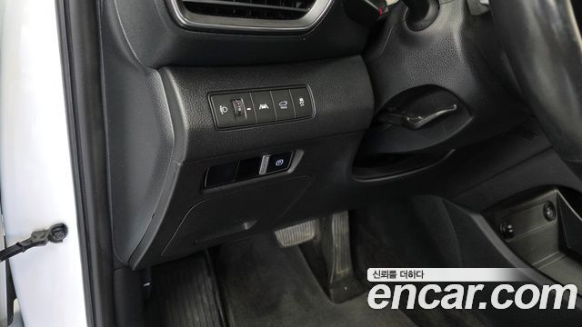 Hyundai Santa Fe Gasoline 2.5T 2WD Prestige 2021 — фото 18