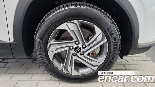 Hyundai Santa Fe Gasoline 2.5T 2WD Prestige 2021 — фото 21
