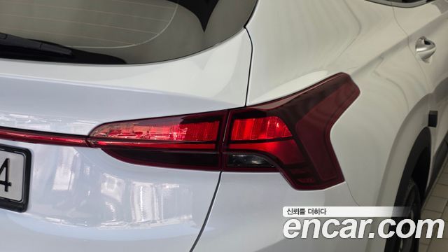 Hyundai Santa Fe Gasoline 2.5T 2WD Prestige 2021 — фото 23