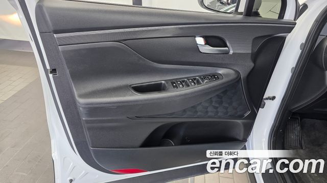 Hyundai Santa Fe Gasoline 2.5T 2WD Prestige 2021 — фото 24