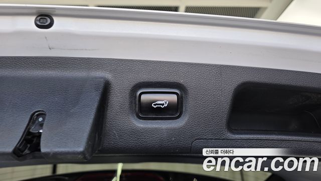 Hyundai Santa Fe Gasoline 2.5T 2WD Prestige 2021 — фото 33