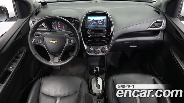 Chevrolet Spark LT 2022 — фото 7