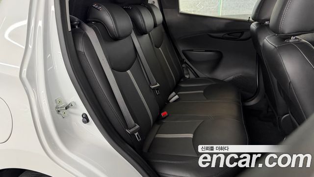 Chevrolet Spark LT 2022 — фото 16