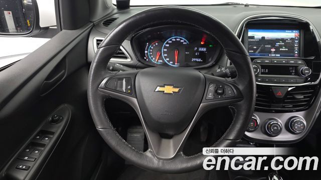 Chevrolet Spark LT 2022 — фото 17
