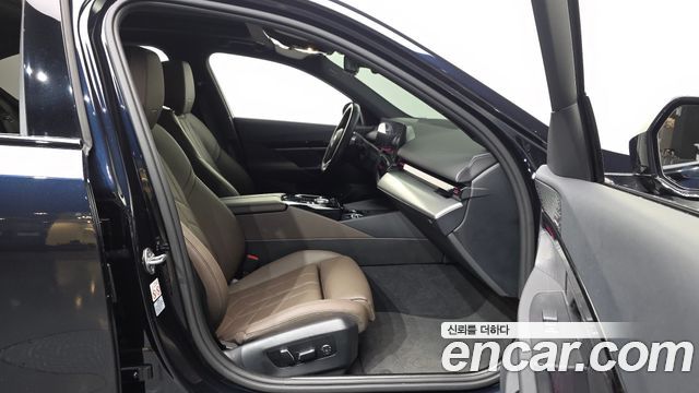 BMW 5 Series (G60) 520i M Sport 2024 — фото 15