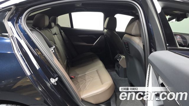 BMW 5 Series (G60) 520i M Sport 2024 — фото 16