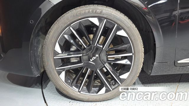 Kia K8 Hybrid Signature 2025 — фото 5