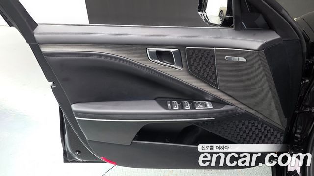 Kia K8 Hybrid Signature 2025 — фото 24