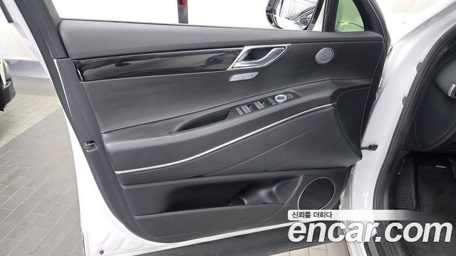 Genesis GV80 3.0 Diesel AWD 2021 — фото 24