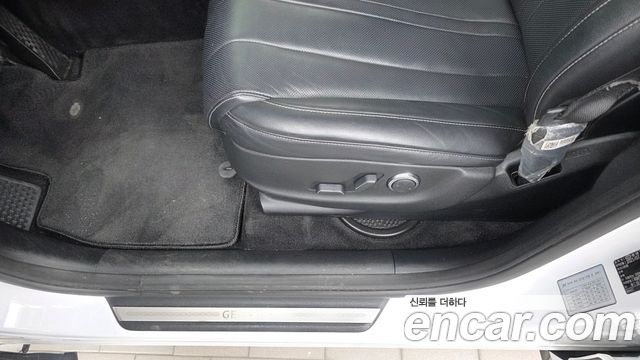 Genesis GV80 3.0 Diesel AWD 2021 — фото 32