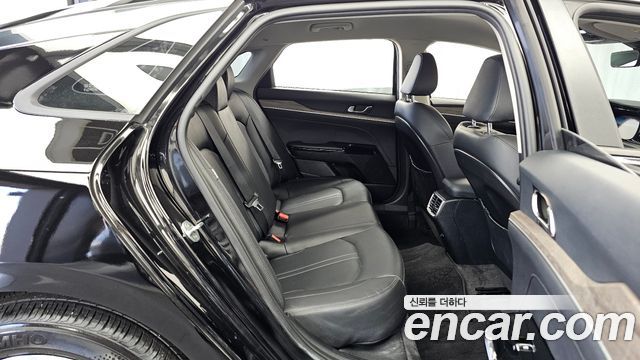 Kia K5 (III) 2.0 Noblesse 2022 — фото 12