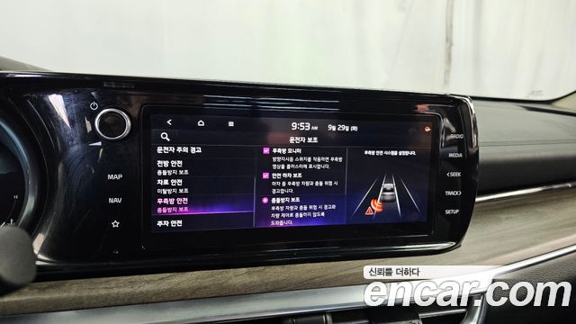 Kia K5 (III) 2.0 Noblesse 2022 — фото 16