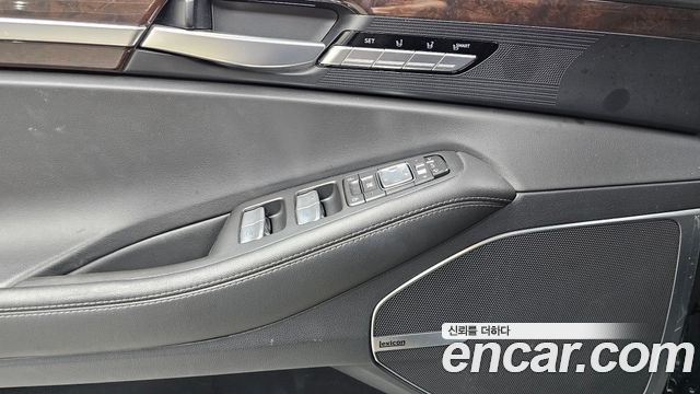Genesis EQ900 3.8 GDI Luxury 2016 — фото 19