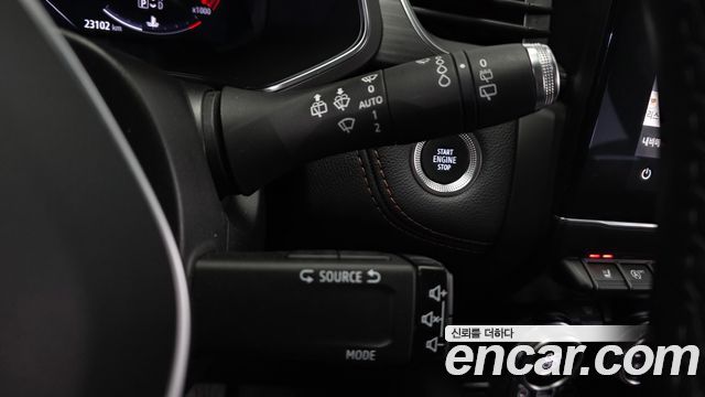 Renault Korea Captur 1.3 TCe Edition Paris 2020 — фото 17