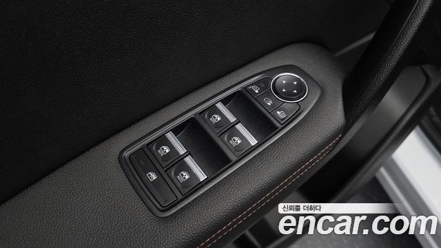 Renault Korea Captur 1.3 TCe Edition Paris 2020 — фото 28