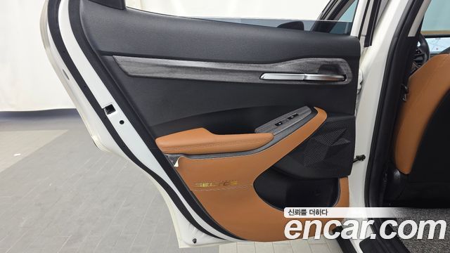 Kia Seltos Gasoline 1.6 Turbo 2WD Signature 2023 — фото 31